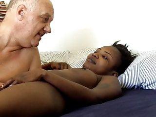 Pornostar jessica jaymes in der hündchenstellung gefickt