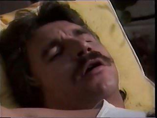 Frank James - zwei beste Freundinnen