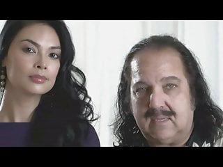 Die geile Hausfrau leyla Kennedy wird von ihrem Kunden gefickt - hd Porno Casting